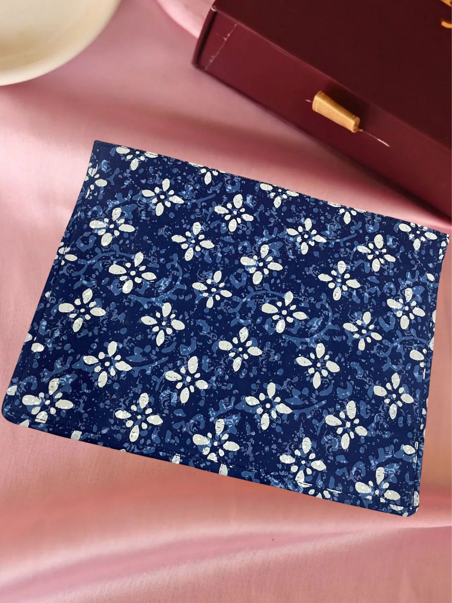 Ikat Trasparent Organizer