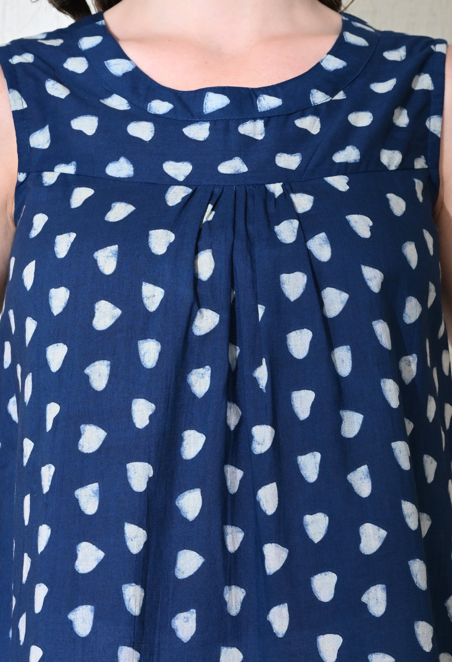 Naira Top