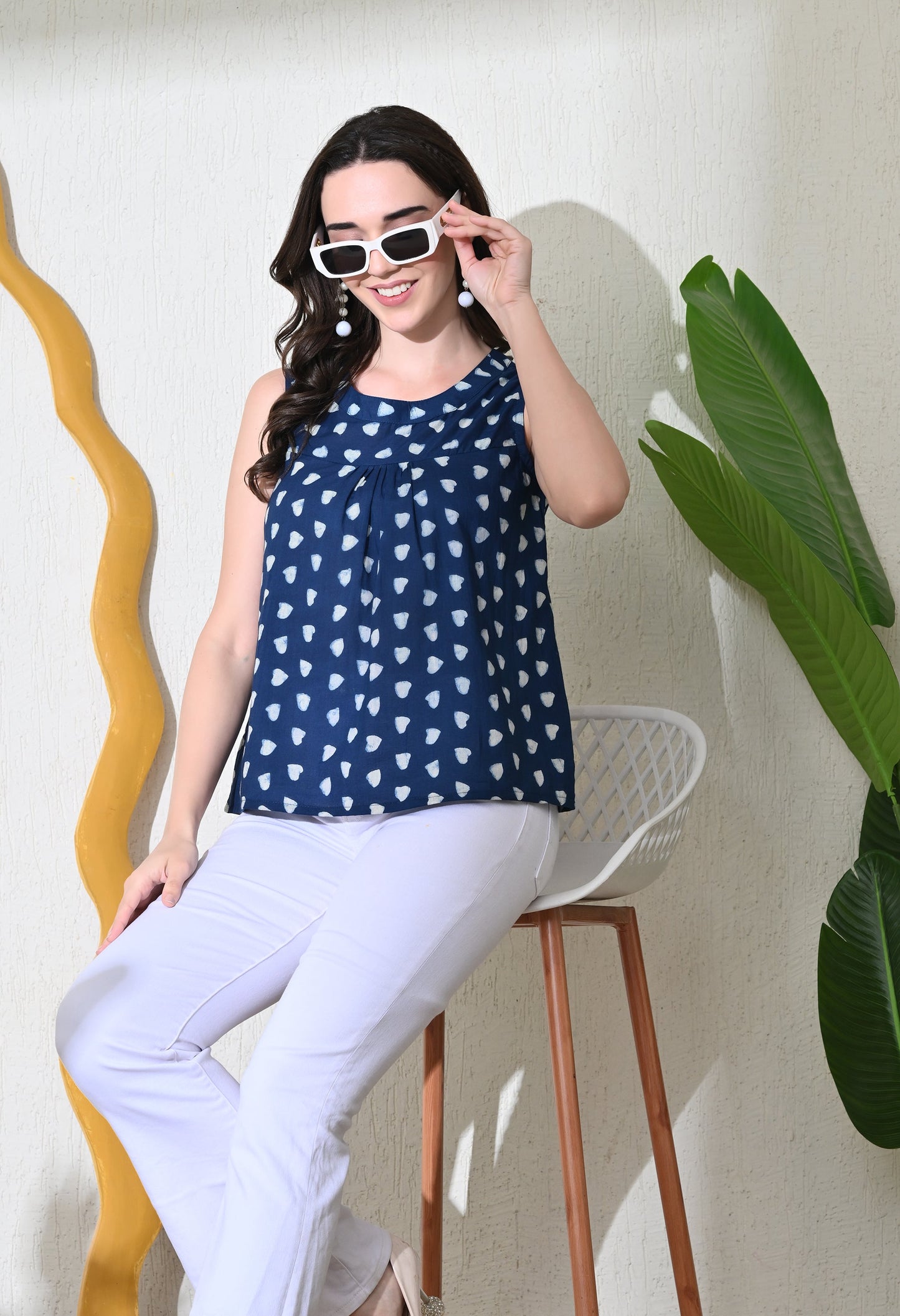 Naira Top