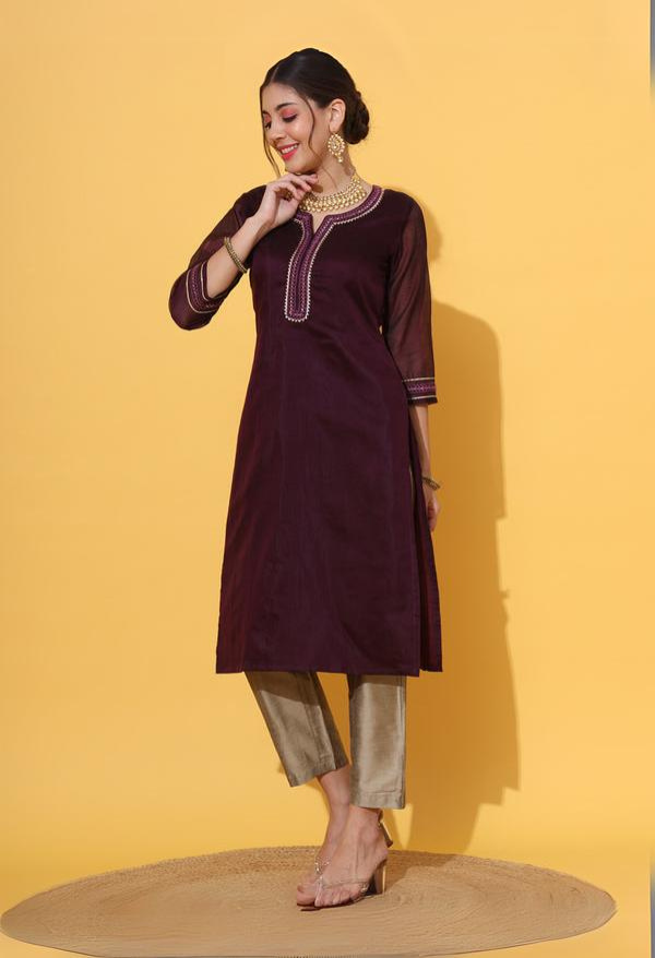 Wine Embroidered Chanderi Kurta – Decked Up