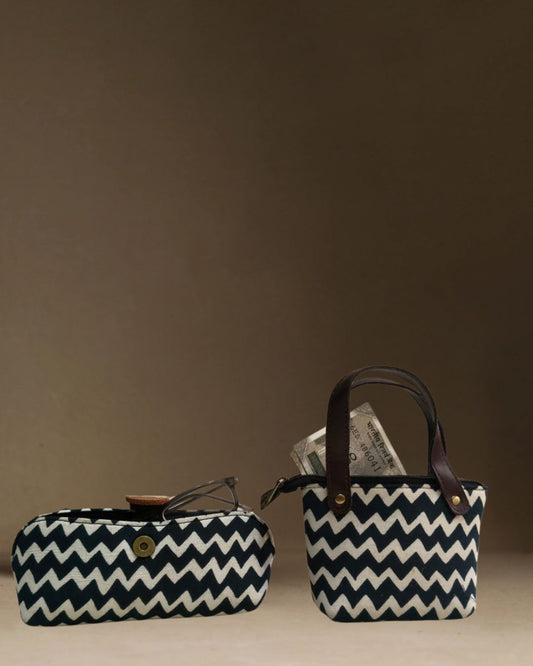 Stunning Style with Beauty Set