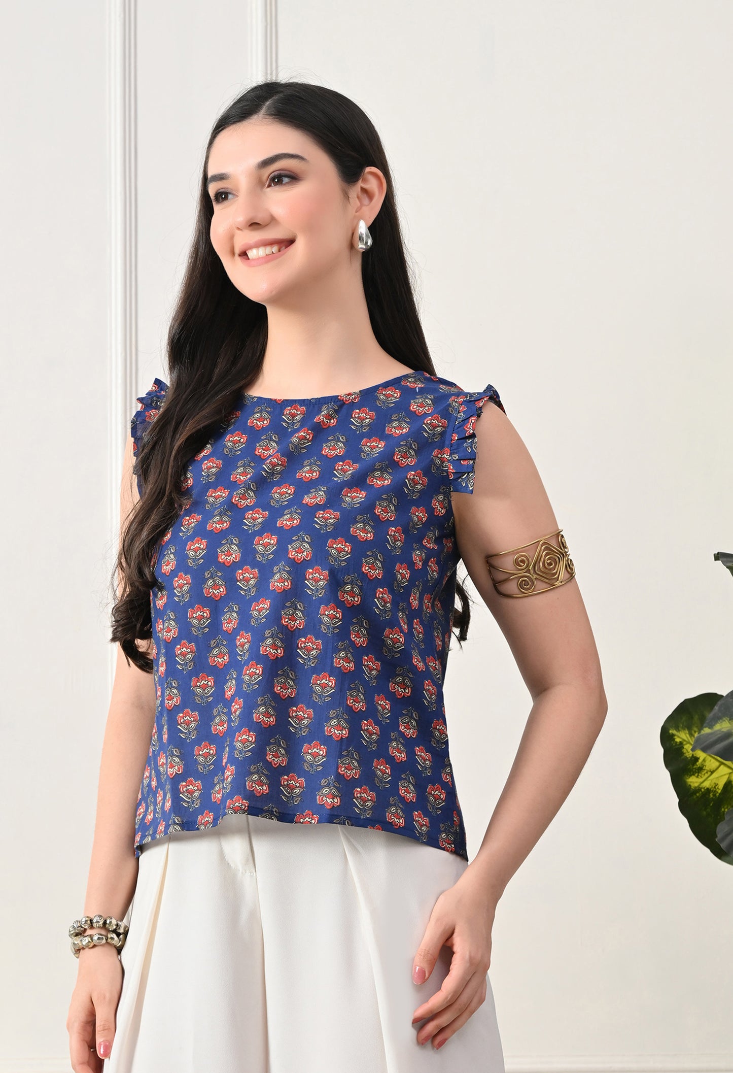 Saga Summer Top