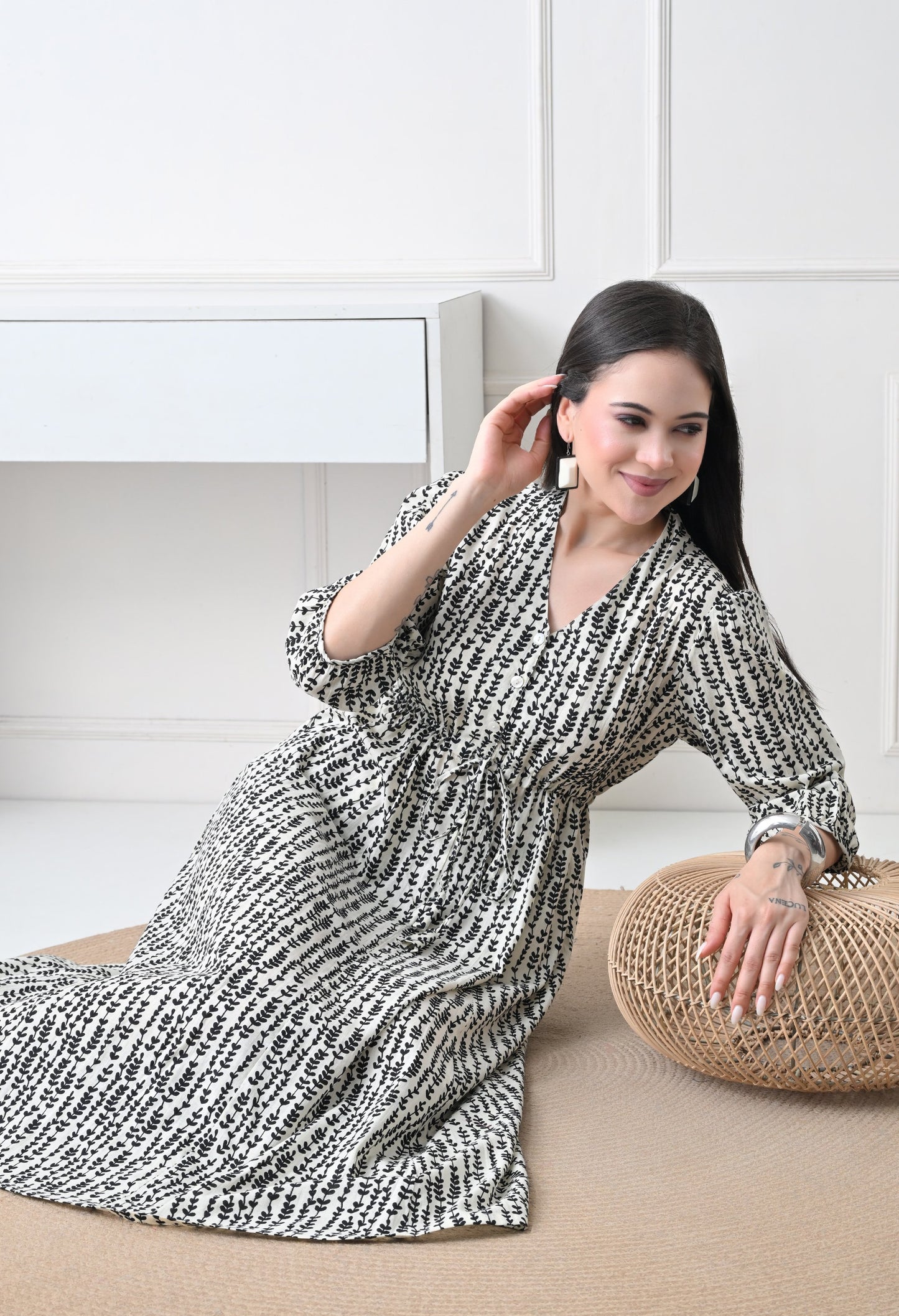 Monotone Dress
