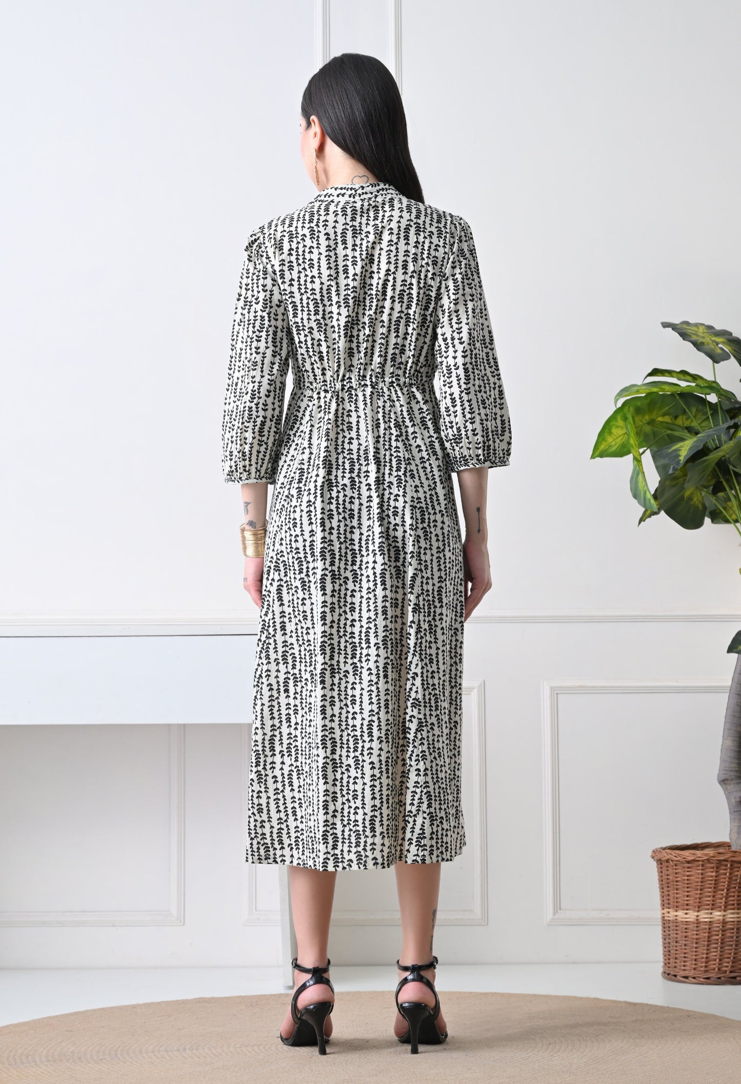 Monotone Dress