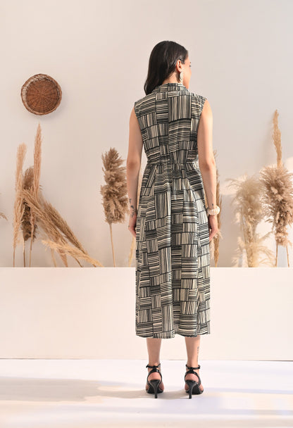Mono Fit Dress