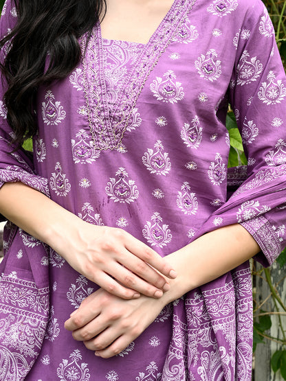 Purple Embroidered Kurta pant Dupatta Set