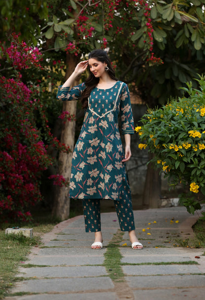 Khushali Green Yok Kurta Pant set