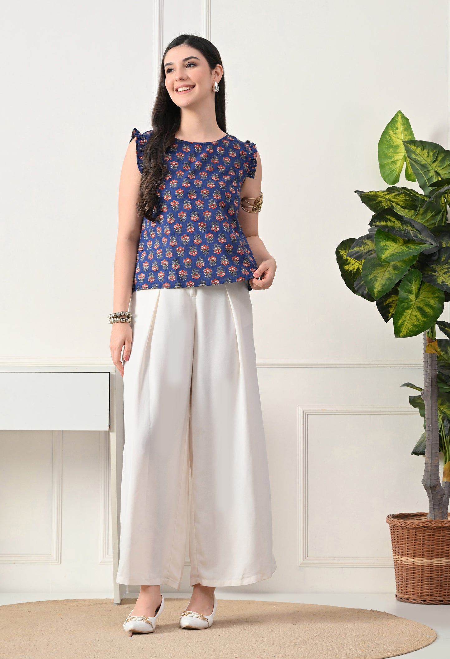 Saga Summer Top
