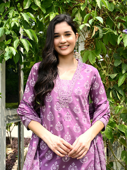 Purple Embroidered Kurta pant Dupatta Set