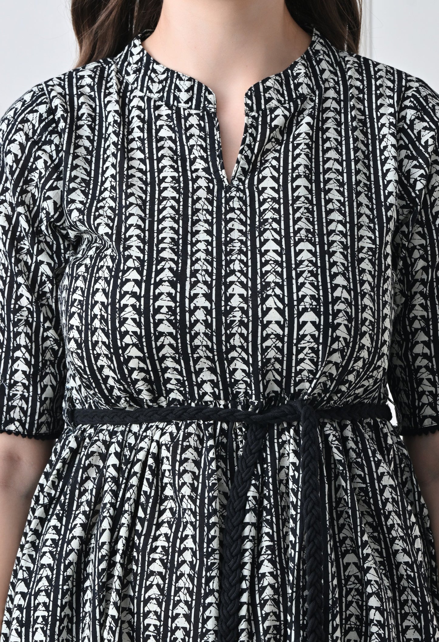 Mono Wave Dress