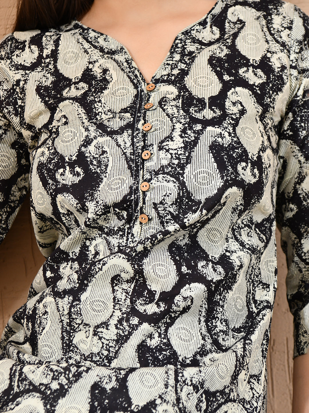 Black Motif Tunic