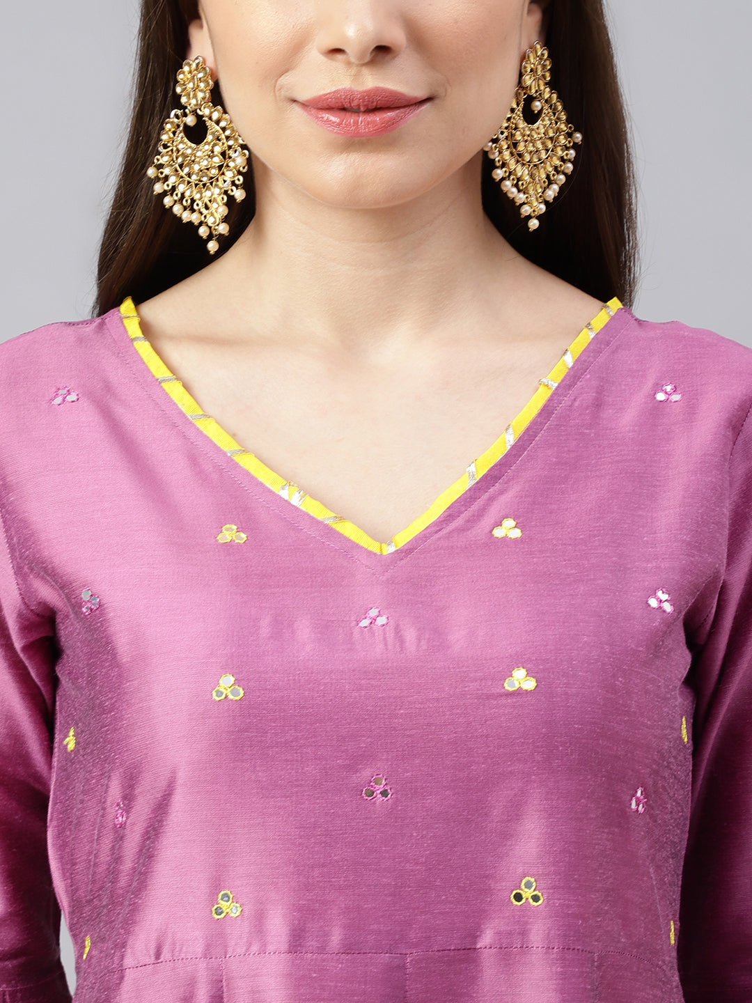 Zari Embroided Anarkali Kurta