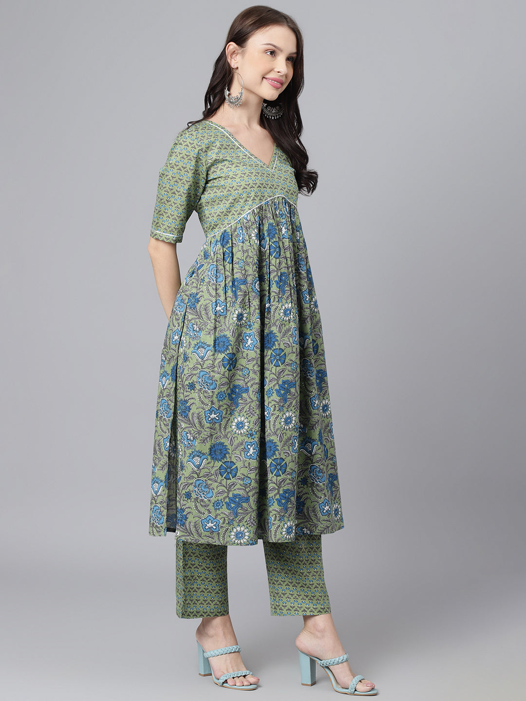 Green Floral Cotton Printed V Neck A-Line Kurta